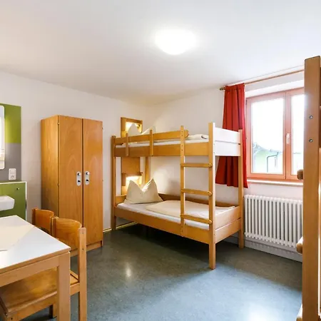 Jugendherberge Fuessen Vandrarhem *